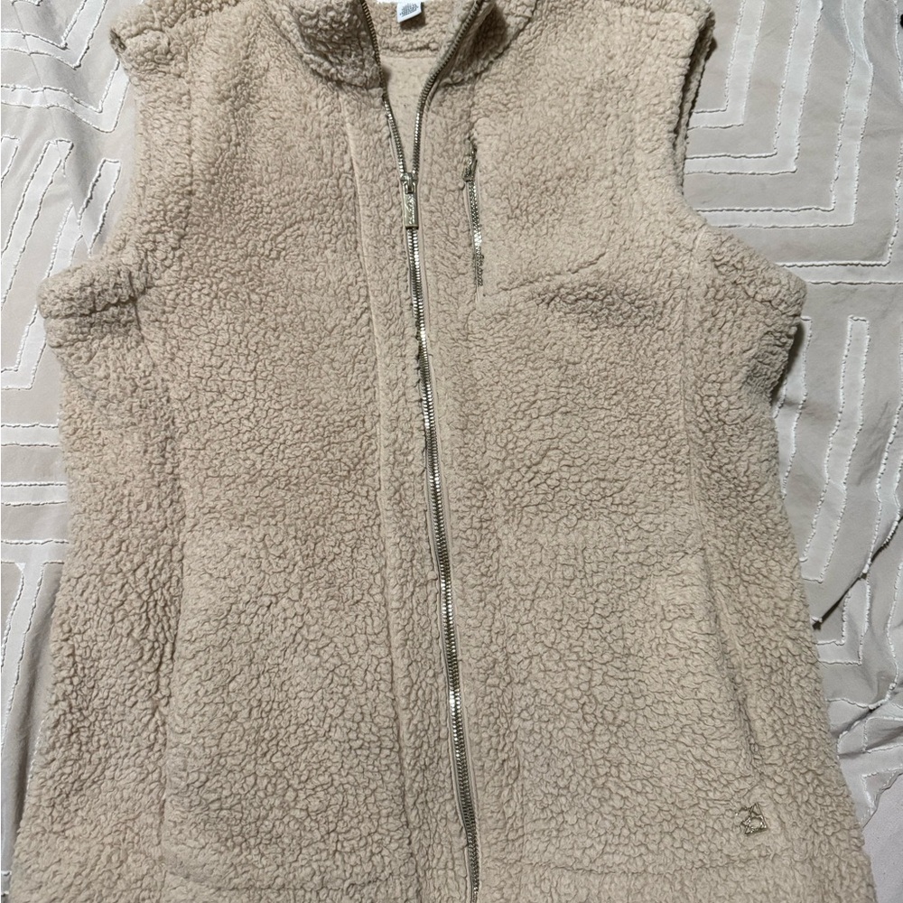 Calvin Klein Cream Sherpa Vest gold zipper great condition. $$15